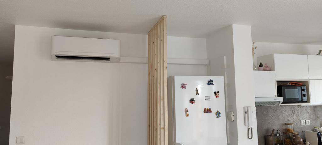 Installation d'un split de chauffage / climatisation dans le séjour