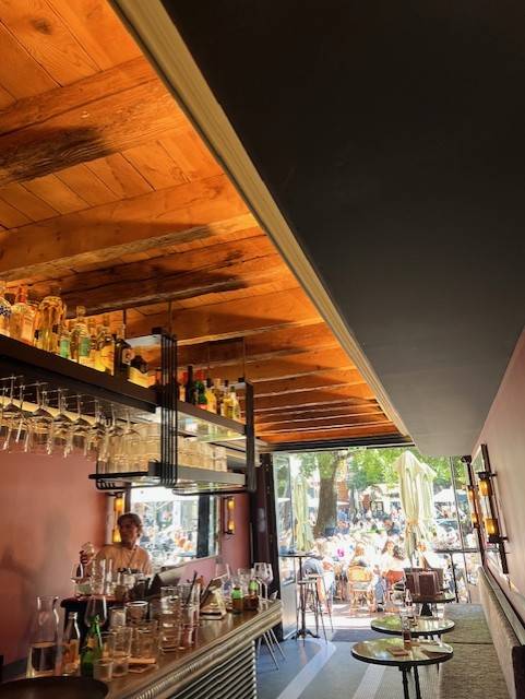 Installation pompe à chaleur air-air réversible dans restaurant à Toulouse 31000