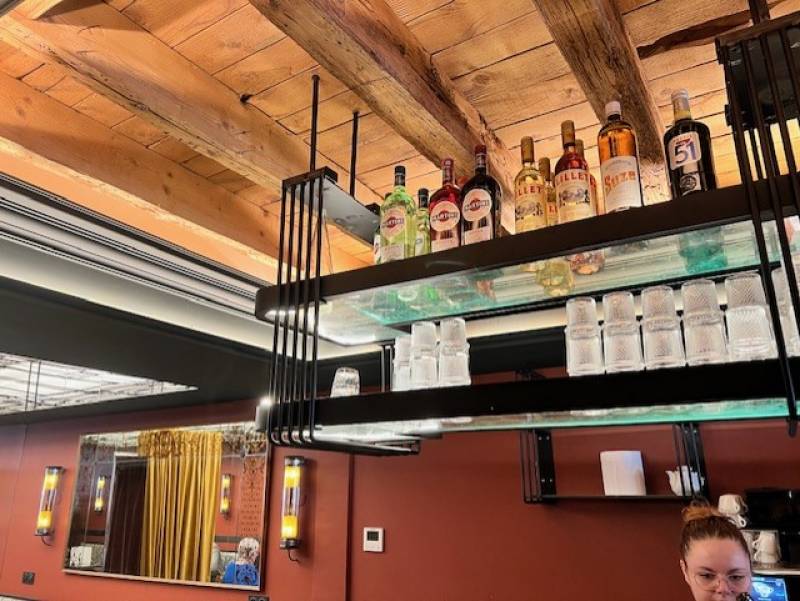 Installation pompe à chaleur air-air réversible dans restaurant à Toulouse 31000